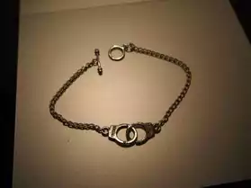 bracelet argenté menottes