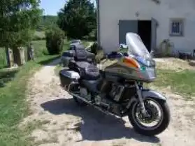 moto yamaha aventure 1300cc