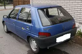 Peugeot 106 très peu servi