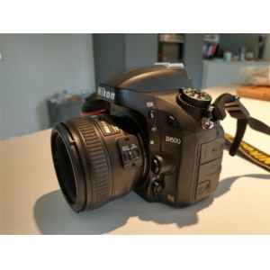 Nikon D600 plein format avec objectifs