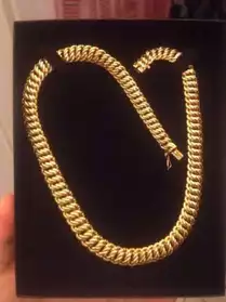 collier or 18k neuf