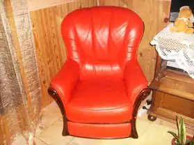 canapé et fauteuil couleur rouge férarie