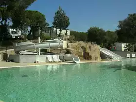 Mobilhome à Fréjus avec grande piscine