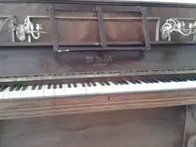 PIANO DROIT BORD PARIS
