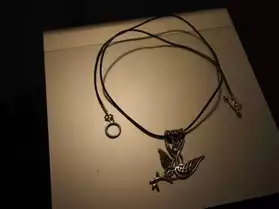 collier cuir colombe