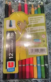 12 crayons de couleurs (marque U)