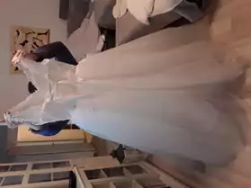 vend 3 robes de mariee