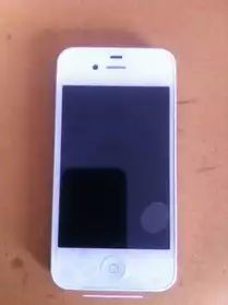 iPhone 4S coloris blanc débloqué tout op