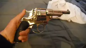 vend revolver 1873