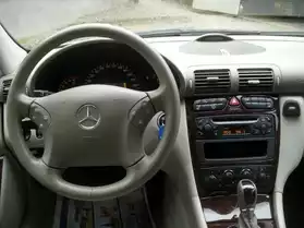 Mercedes-Benz C-Klasse C200Tcdi Elegance