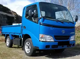 TOyota Dyna 2.5D Camionette
