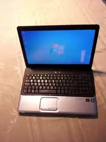 PC Compaq 300e(ordinateur+câble+sacoche)