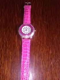 montre femme en cuir bracelet rose