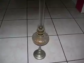 lampe à pétrole base étain