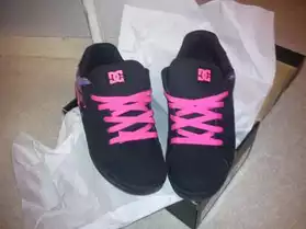 DC shoes neuves taille 43EU / 11UK