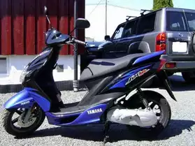 Très beau scooter Yamaha Jog