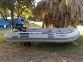 Pneumatique Twister Boats modèle 360 AL