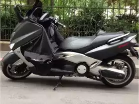 Scooter YAMAHA T-Max Black Max 500 ABS -
