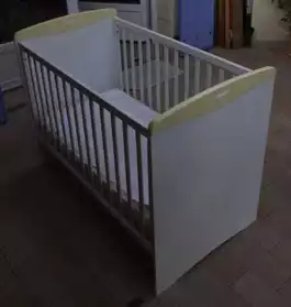 Chambre bébé convertible en chambre enfa