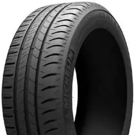 2 pneus Michelin 175/70 82 T