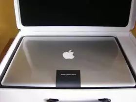 Pomme(Apple) MacBook Pro 17, i7,1TB