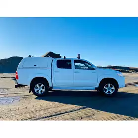 Toyota HiLux 2.5-144 hp D 4WD