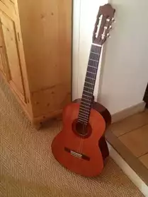 Guitare Yamaha C40