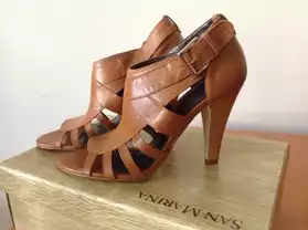 Chaussures en cuir camel San Marina