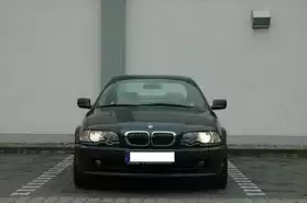 BMW 320 i aut
