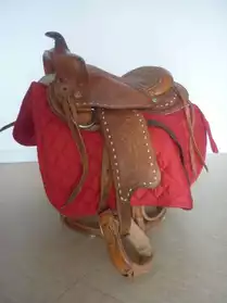 Selle poney type western + tapis