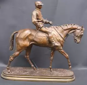Jockey,Courses,chevaux sculpture bronze.