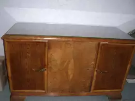 Vends meuble bas ancien en merisier