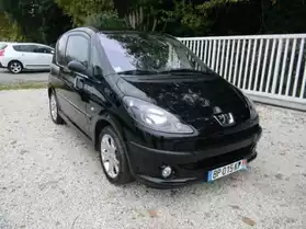 Peugeot 1007 1.4 hdi 70 sporty pack