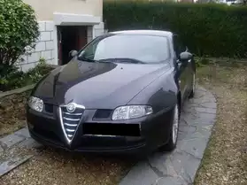jolie Alfa Romeo Gt