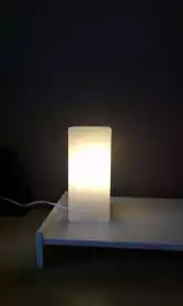 2 lampes de table en verre givré (Ikea)