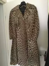 Manteau véritable fourrure léopard