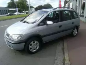 Opel Zafira a 2500EUR