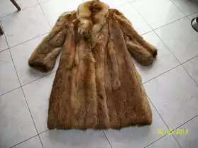 manteau fourure en RENARD ( sauvage )