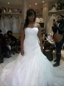 robe de mariée demetrios