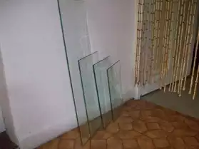 étagères en verre