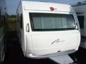 Caravane Burstner 430 Ts averso