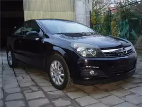 Opel Astra 1.3 DTH CDTi Cosmo
