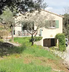 Villa 125 m2 banne ardeche +oliveraie