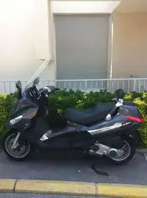 scooter XEVO PIAGGIO 125