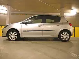 Belle Renault Clio