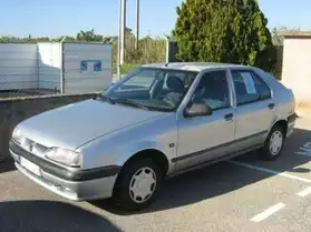 Renault R19 (2) 1.9 d storia 5p
