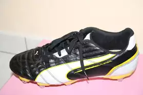 A vendre chaussures de rugby