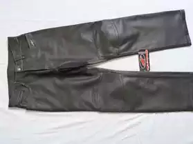 Pantalon moto cuir