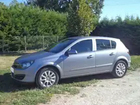 Opel Astra iii 1.7 cdti 100 cosmo 5p