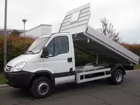 Iveco Daily 70C17 avec 3 benne